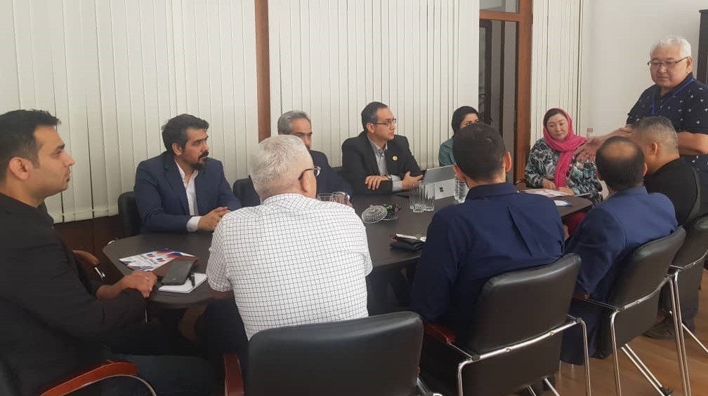 مذاکره رئیس پارک علم و فناوری گلستان با رئیس پارک علم و فناوری الفارابی قزاقستان
